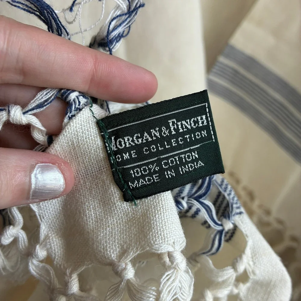 Morgan & Finch Striped Throw Blanket OS Cream Navy Unisex Cotton Fringe